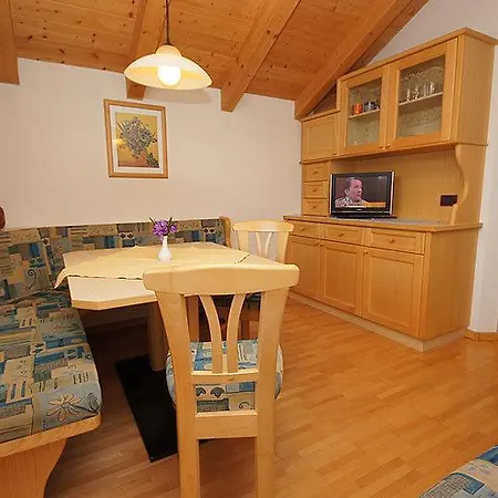 Ciasa Wallis Badia  Room photo