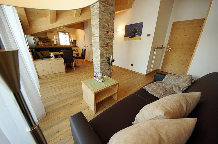 Apartment Ciasa Wallis Badia (South Tyrol)