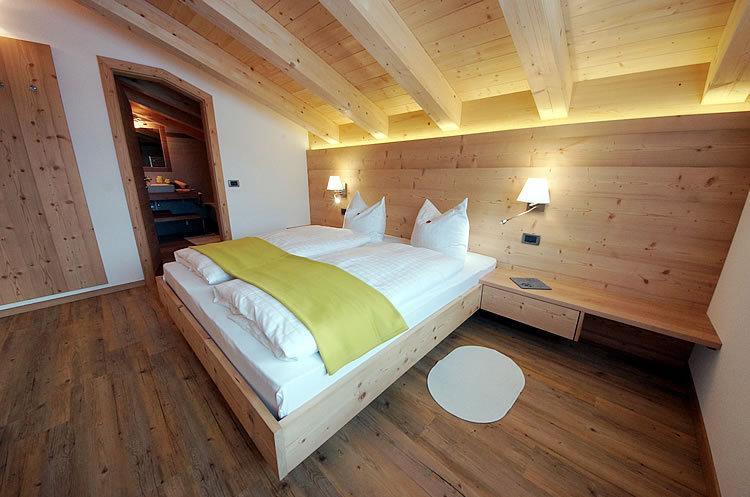 Ciasa Wallis Badia (South Tyrol)